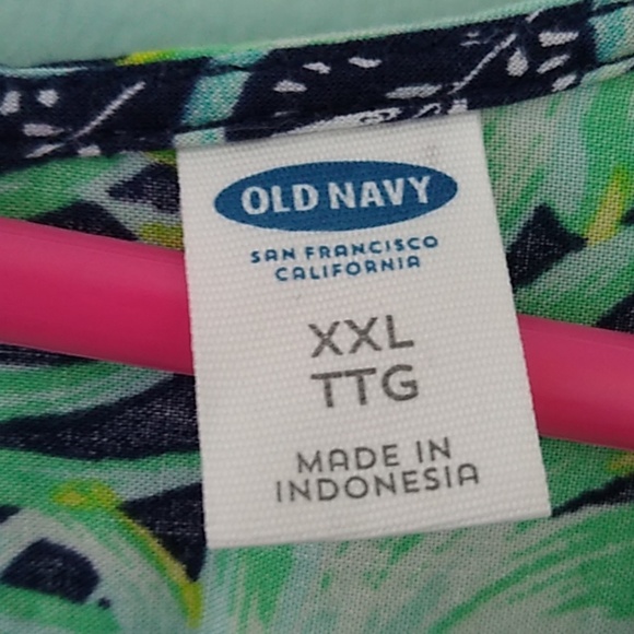 Old Navy Top - Picture 2 of 4